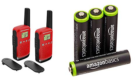 Motorola Talkabout T42 PMR-Funkgeräte (2er Set, PMR446, 16 Kanäle, Reichweite 4 km) rot & Amazon Basics Vorgeladene Ni-MH AAA-Akkus - Akkubatterien (1.000 Zyklen,typisch 800mAh, minimal 750mAh) 4 Stck