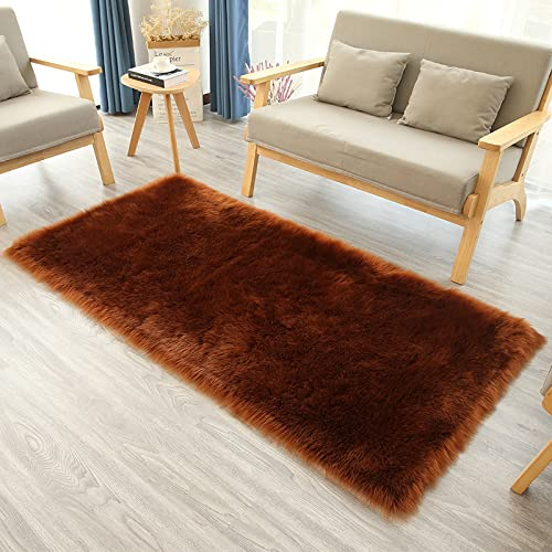 YUGWNN Braun Flokati Teppich Waschbar Bettvorleger Fell,Kunstfell Stuhlauflage Dekofell,Rechteckig 60x180cm/23.6x70.7in