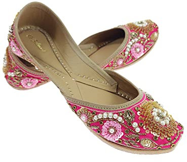 Fulkari Women's Bergenia Gold Genuine Soft Leather Embroidered Jutis | Bite and Pinch Free Jutti | Punjabi Formal Juttis | Girl's Wedding Flat Ladies Mojari | Formal Ethnic Juti |, Magenta Gold, 5 UK