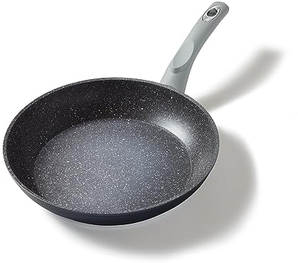 STONELINE Gourmundo Made in Germany Bratpfanne 28 cm, antihaft beschichtete Pfanne mit echten Steinpartikeln, alle Herdarten inkl. Induktion, fettfreies Braten