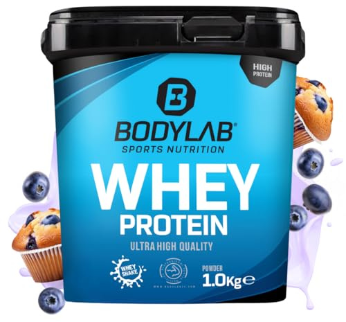 Bodylab24 Whey Protein Pulver, Blueberry Muffin, 1kg | Bis zu 24 g Protein pro Portion, hochwertiges Molkenprotein, perfekt löslich, ideal für Protein Shakes rund ums Training