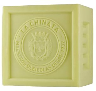 Pack Jabón al Aceite de Oliva Natural La Chinata – Hidratante y Suavizante – Ideal para Pieles Sensibles y Secas – Hecho con Aceite de Oliva Virgen Extra – Jabón Artesanal 300g