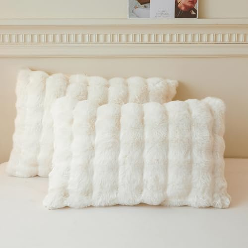 LIFEREVO 2 Pack Fluffy Faux Rabbit Fur Pillow Cases, Luxury Soft Plush Shaggy Bubble Pillowcases Standard Size with Zipper Closure, Furry Fuzzy Ivory Long Pillow Shams Bedroom Living Room 20x26, Beige