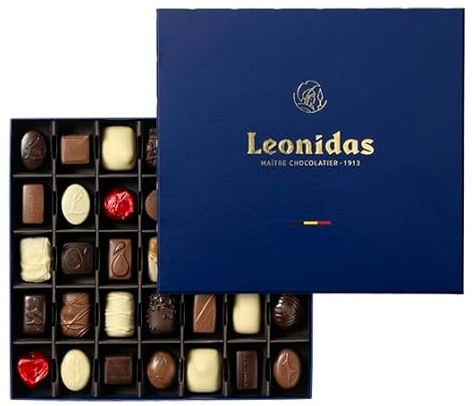 Leonidas Belgian Chocolate Assortment – 230g Box with 16 Chocolates – Milk, Dark & White Truffles, Pralines, Ganache & Caramels – Assorted Tray in Signature Navy Gift Box – No Palm Oil