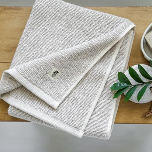 Cariloha Two Toned Bath Towel | Coastal Gray |28x54 | Turkish Cotton & Viscose Material Blend | Extra Smooth, Odor Resistant and Highly Absorbent