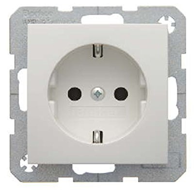 20x Berker SCHUKO-Steckdose Polarweiß Glänzend 47438989 S.1/B.3/B.7