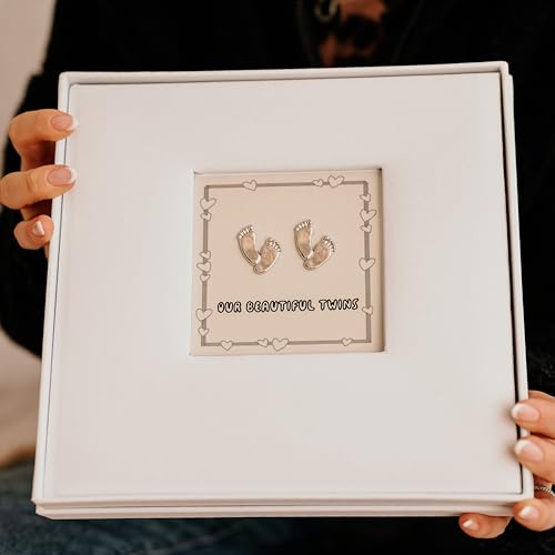 Wunderschönes Fotoalbum für Zwillinge (neutral), weiches Taubengraues Design auf weißem Leinenstoff-Album (Geschenkkarton für Fotos à 100 cm) mit liniertem Nachrichtenbereich