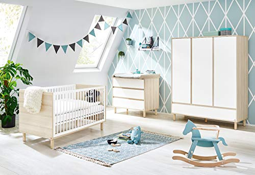 PINOLINO Flow Kinderzimmer-Set 3-teilig in Weiß/Esche | Komplettes Babyzimmer mit Kinderbett, Wickelkommode & Kleiderschrank I Mitwachsendes Design mit Soft-Close-System