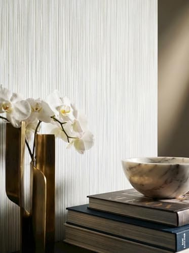 Newroom Vliestapete Grün Blumentapete Floral Wohnzimmer Schlafzimmer | Zarter Schimmer in feinen Streifen, helles Creme-Weiß, Mustertapete, ansatzfrei, Elegant, Büro Flur Esszimmer