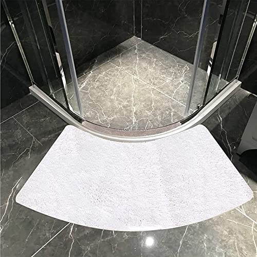 PRELGOSP Duschvorleger Eckdusche, Fächerförmig Badezimmerteppich aus Mikrofaser, Waschbar rutschfest Gebogene Duschmatte für Eckbadewanne, 45x100cm,Weiß