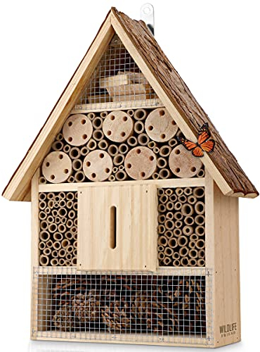 WILDLIFE FRIEND I Casetta per Api e Insetti - Con Più Stanze per la Nidificazione di Farfalle, Api, Coccinelle e Insetti - Realizzato in Legno Massello - Dimensioni:23x 39x7 cm