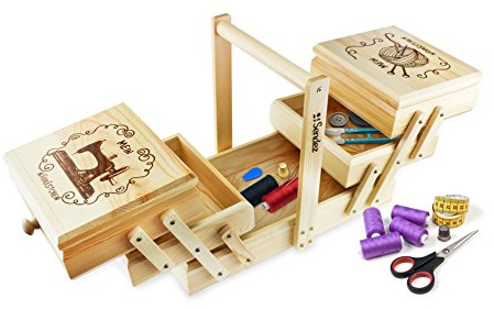 Sendez XXL Nähkasten aus Holz mit Motiv – Großer Nähkorb & Nähkästchen mit 5 Fächern zur Aufbewahrung von Nähzeug – Klappbar aus robustem Kiefernholz, Handarbeit Organizer für Nähzubehör