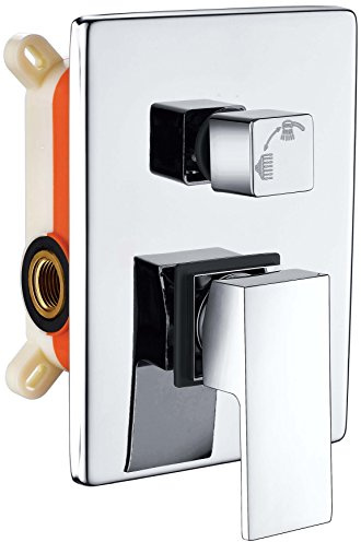 Kibath 466351 Grifo monomando empotrar CAS salida pared. Acabado cuadrado cromo brillo. Incluye soporte con toma agua, flexo PVC plateado, brazo ducha y rociador extraplano, 1