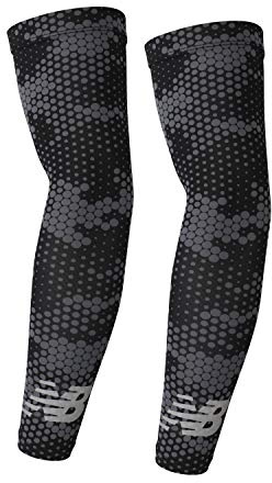 New Balance Unisex Outdoor Sports Compression Arm Sleeves, Arm Warmer, Black Desert Camo (1 Pair), Small/Medium