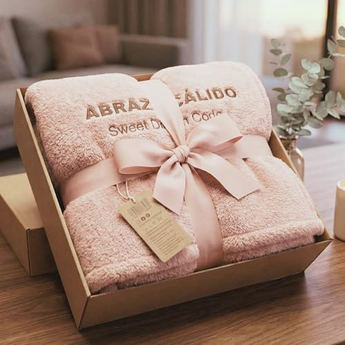 Sweet Dream Code Manta de Sofá Grande Invierno Sherpa Borreguito (160x200cm) - Manta Pelo Suave con Packaging de Lujo Caja Regalo con Lazo de Cumpleaños, Decoración Hogar Rosa Empolvado