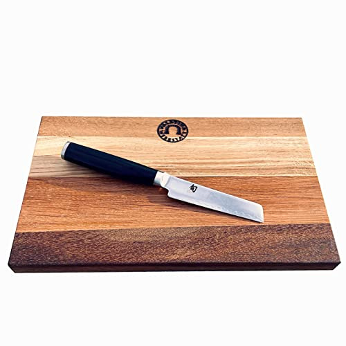 KAI Shun Premier Tim Mälzer TMM-0700 ultrascharfes japanisches Officemesser | Damaszenerstahl | + massives Schneidebrett aus Eiche 30 x 20 cm | VK: 215,- €