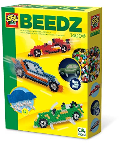 SES Creative | Auto-Bügelperlen-Set | Manuelle Aktivität für Kinder ab 5 Jahren | 1400 Perlen + Autoschild | Enthaltenes Zubehör | Kreatives Jungenspielzeug | Geschenkidee Basteln