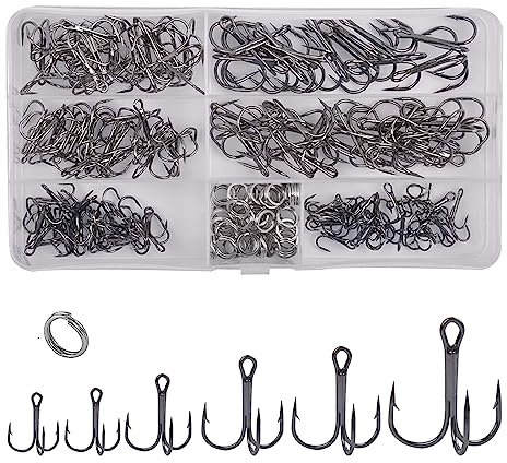 Angelhaken 180 Teile/schachtel Drillinge Angelhaken Scharfe Runde Biegung Triple Haken Widerhaken Angelhaken mit Split Ringe Set for Bass Fishing Tackle Fischhaken