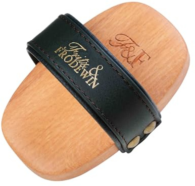 Fritz & Frodewin Hundebürste Langhaar Pertunia | Premium Hundehaarbürste | Fellbürste | Tierbürste | Striegel | Sanfte Fellpflege | FSC zertifiziertes Holz | Ledergurt | 100% Made in Germany