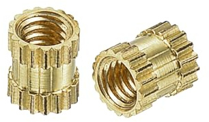 QUARKZMAN 150 Stück Gewindeeinsatz, M2,5 x 4mm(L) x 3,5mm(OD) Einschmelzgewinde Gewindeeinsätze aus Messing mit gerändeltem Gewinde