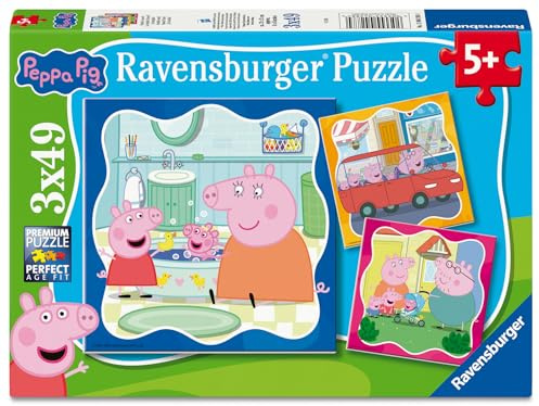 Ravensburger Kinderpuzzle - 12004288 Peppa Pig: Familie zuerst! - Puzzle für Kinder ab 5 Jahren, mit 3x49 Teilen