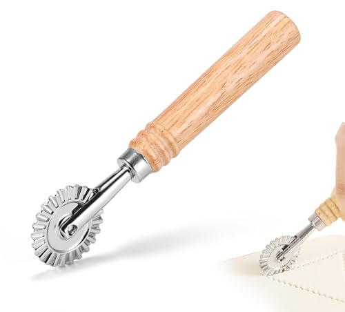 SHANGSKY Pastry Cutter Wheel, Ravioli Cutter Wheel with Long Wooden Handle, Pasta Cutter Dumpling Lace Making Noodle Ruffled Edge Cookies Pie Cutter Kitchen Dough Cutting Tool