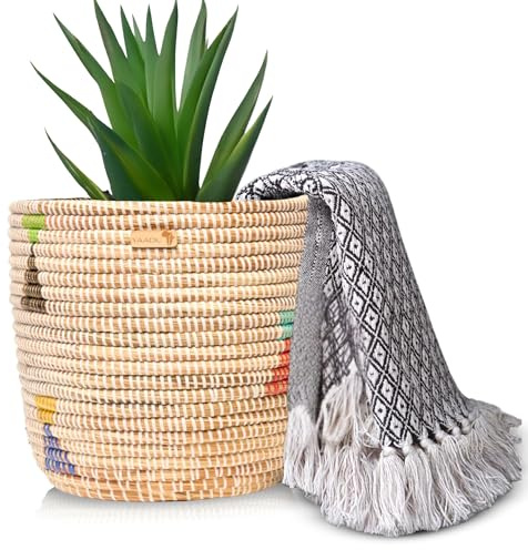 Übertopf geflochten 30cm groß als Pflanzenkorb oder Aufbewahrungskorb | Savannengras & recycelter Kunststoff, Handgeflochten, Afrikanischer Korb, Regalkorb, Spielzeugkorb, Boho Stil, Modell Makeba