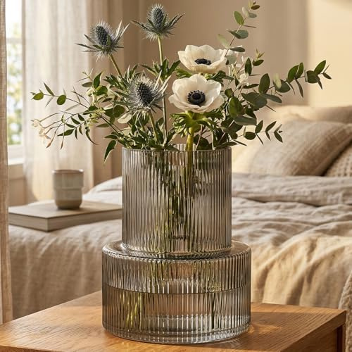 Flower Vase Home Decoration, Ribbed Glass Vase for Flowers, Small Vase for Pampas Grass/Daffodil/Tulip/Rose, Small Glass Vase for Living Room/Dining Table/Table Decoration, Clear Vase Modern(Gray)