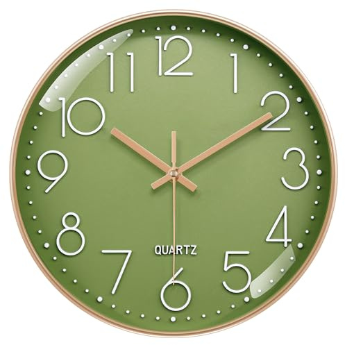 VIKMARI Reloj de Pared 30 CM Silencioso Moderno Números 3D Verde Oliva | Cristal templado HD y movimiento silencioso, ideal para cocina, sala de estar, dormitorio y oficina.