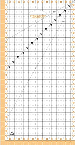 Fiskars Patchwork-Lineal, 15 x 30 cm, Hervorgehobene 1-cm-Nahtzugabe, Unterbrochene Halbzentimeter-Rasterlinien, Winkel-Linien, PET-Kunststoff, 1066361