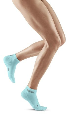 CEP - ULTRALIGHT Kompressionsstrümpfe Damen Low Cut hellblau, Gr. S, Kurze Laufsocken mit leichter Kompression, Stabilisierende anti Blasen Kniestrümpfe, Atmungsaktive Sportsocken