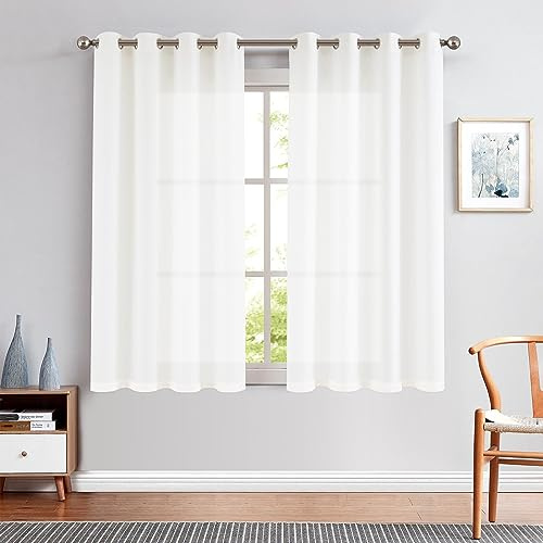 TOPICK Weiß Vorhänge 145H x 130B cm 2 Stücke Blickdicht Gardinen mit Ösen Lichtfilterung Privarsphäre Ösenvorhang für Wohnzimmer Schlafzimmer