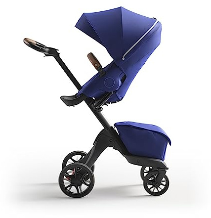 Stokke Xplory X, Royal Blue – Eleganter Kinderwagen – Anpassbarer Komfort für Baby & Eltern – Polsterung, Sicherheitsgurt & reflektierender Reißverschluss für mehr Sicherheit – Im Nu faltbar