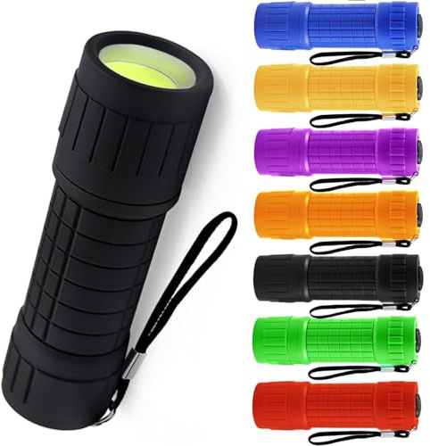 AXVRAV 8 mini linternas LED para niños, pequeñas linternas LED con cordón y pilas 42 AAA, revestimiento de silicona, lámpara de mano para camping, exterior, senderismo, cumpleaños infantil