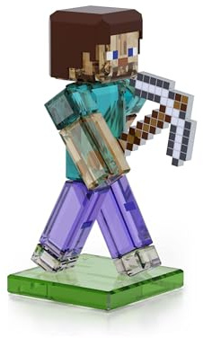 Swarovski Minecraft Steve, Kristallfigur im Charakteristischen Blockformat, Mit Blauem Outfit, Spitzhacke, Metallischen Akzenten und 436 Strahlenden Facetten, Größe: 8.8 x 6.3 x 4.3 cm