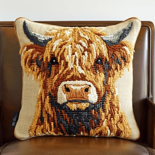 ANSIWEIGO Kit de Crochet DIY Tapis et Coussin au Point Noué,Vache des Highlands Housse de Coussin Décorative 43x43 cm,Cadeau Créatif Fait Main pour Adultes et Enfants,Kits Broderie Latch Hook