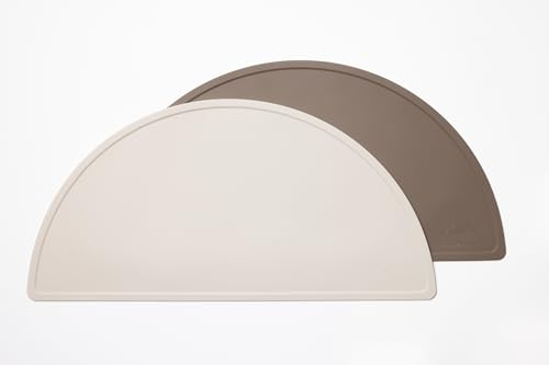 kindsgard Silikon Tischset – 2er Set rutschfeste Platzdeckchen für Kinder – BPA-frei, pflegeleicht & spülmaschinenfest – Flexible Tischunterlage aus hochwertigem Silikon (Braun & Beige)