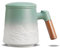 ZENS Tasse à Thé avec Infuseur et Couvercle, 500 ML – Tasse en Céramique Gaufrée pour Thé en Feuilles, Poignée en Bois – Mug avec Filtre pour Amateurs de Thé, vert matcha