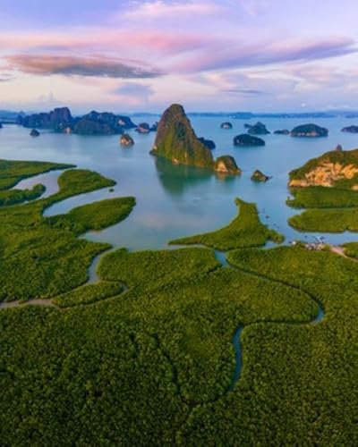 Acryl-Bild 30 x 40 cm: Sametnangshe, Blick auf die Berge in der Phang Nga Bay mit Mangrovenwald im Andamanen Meer mit Abenddämmerungshimmel, (216056853)