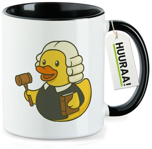 Huuraa Kaffeetasse Quietscheente Jurist Comic Gummiente Geschenk | Motivtasse 330ml Schwarz Keramik Tasse mit Spruch Kaffeebecher Geschenkidee Becher mit Motiv