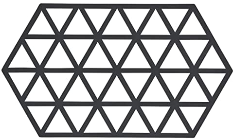 Zone Denmark Triangles Topfuntersetzer, Hitzebeständig bis 250 °C, Silikon Untersetzer, Dekorative Untersetzer für Töpfe und Pfannen, Spülmaschinenfest, 24 x 14 cm, schwarz