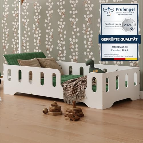smartwood Bodenbett 140x200 cm mit Rausfallschutz, Holz, Weiß, TILA 2P | Montessori Kinderbett, Lattenrost belastbar bis 300 kg, FSC-Zertifikat, abgerundete Kanten, Einfache Montage, ab 3 Jahren