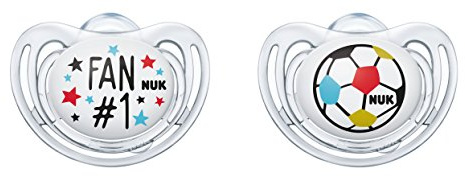 NUK Freestyle Silikon-Schnuller Fußball-Edition, kiefergerechte Form, 6-18 Monate, 2 Stück, mehrfarbig