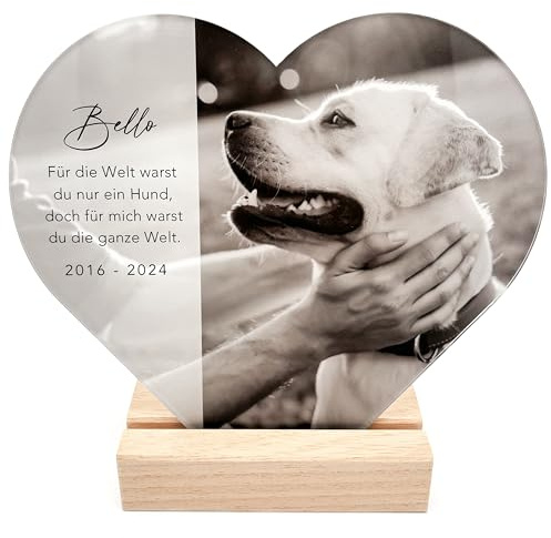 Andenken an verstorbenen Hund personalisiert mit Foto Acrylglas 20 x 22 cm | Personalisiert, Acrylglas mit Echtholzfuß, 20 x 22 cm, Andenken an verstorbene Hunde, Glasherz mit Foto