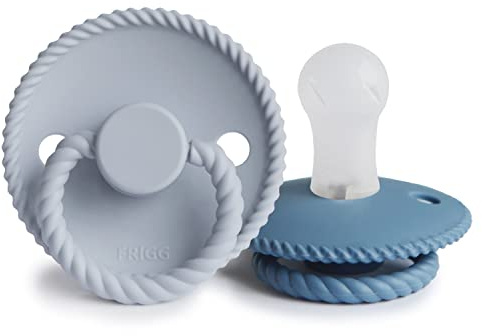 FRIGG Rope Silikon Schnuller | Schnuller 2 Packung | Symmetrischer Sauger in Kirschform | BPA-frei | Hergestellt in Dänemark | Silikon Schnuller | (Ocean View/Powder Blue, Größe 1 (0-6 Monate))