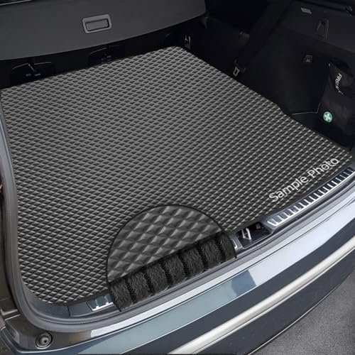 To fit Dacia Duster II 4X4 (2018+) 4x4 models only Diamond Rubber Bootmat + Black Ribbed Trim [DIAM-101396B]