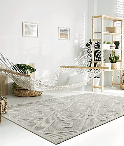 the carpet Santo Outdoor Teppich wetterfest - hochwertiger Balkon Teppich Creme - Boho Teppich mit Raute-Muster in 120 x 170 cm aus Polypropylen