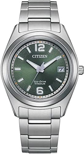 Citizen Eco-Drive Damenuhr Super Titanium ™, Grün, 34 mm, FE6151-82X | Eco-Drive Solar, Keine Batterie Nötig, Kristallglas, 5 bar Wasserdicht, 240 Tage Gangreserve, Datum