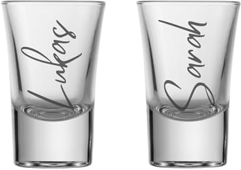 Schnapsglas mit Namen graviert – Lasergravur personalisiert – 4 Schriftarten – Geschenk Geburtstag JGA Hochzeit – Schnapsglas mit Gravur – Handmade in Germany (2er Set)
