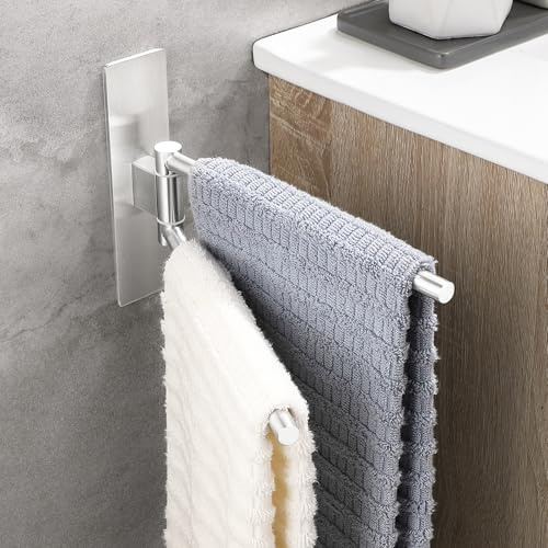 OETAMS Porta Asciugamani Bagno Adesivo Girevole a 180°, Portasciugamani da Parete in Acciaio Inox 304 Porta Asciugamani Senza Foratura, Argento,22CM